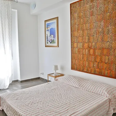 Apartment Family House - By Vacation Service Cefalu
