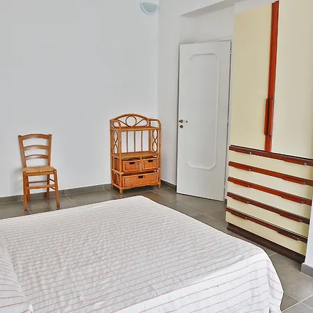 Family House - By Vacation Service Cefalu